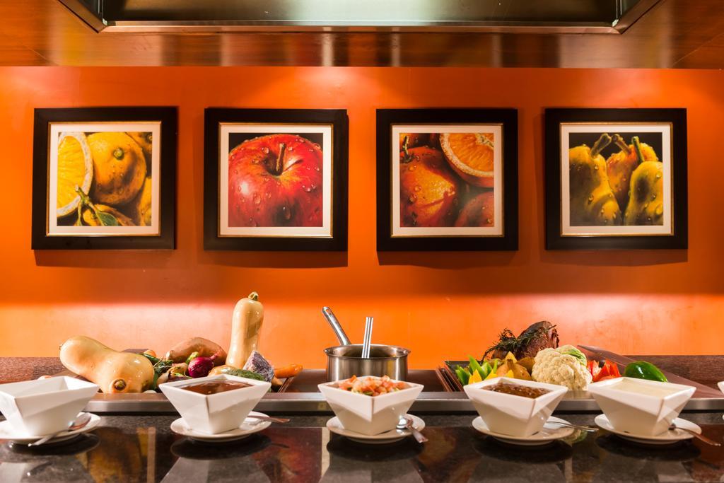 Imperial Hotel By Misty Blue Hotels Pietermaritzburg Bagian luar foto