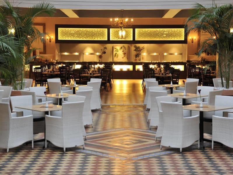 Imperial Hotel By Misty Blue Hotels Pietermaritzburg Bagian luar foto