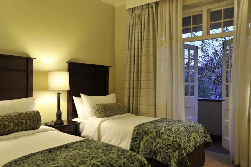 Imperial Hotel By Misty Blue Hotels Pietermaritzburg Bagian luar foto